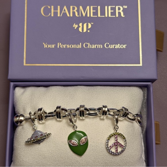 Bomb Party Jewelry - Bomb Party ‘Galactic & Groovy’ Silver Charmelier with Green Alien